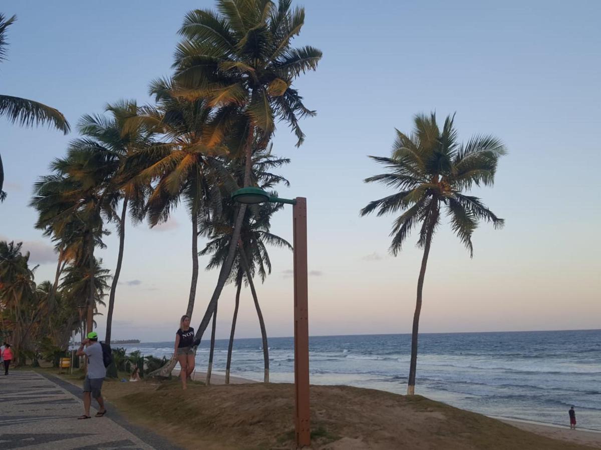 1/4 Mobiliado Em Frente A Praia, Em Bahia Apartamento Salvador