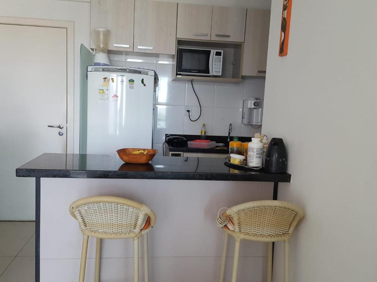 Apartamento 1/4 Mobiliado Em Frente A Praia, Em Bahia Salvador